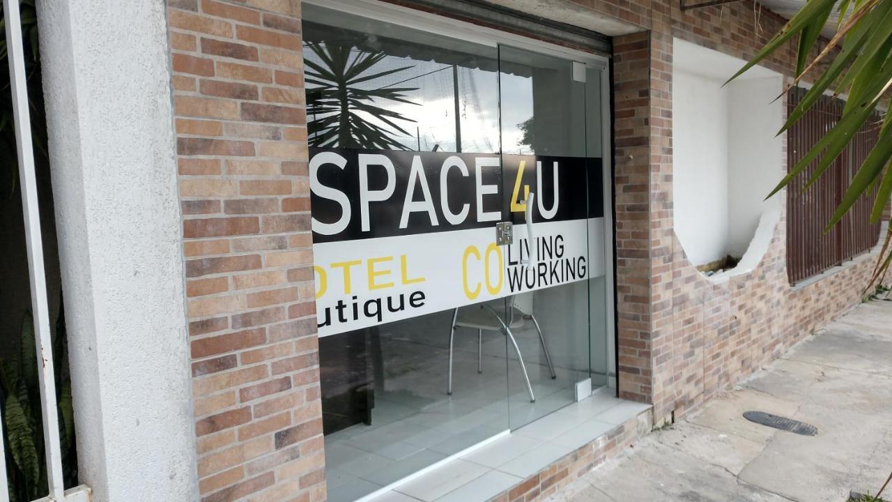 Space 4 U - Hotel Boutique Tematico - Aeroporto São José dos Pinhais Eksteriør bilde